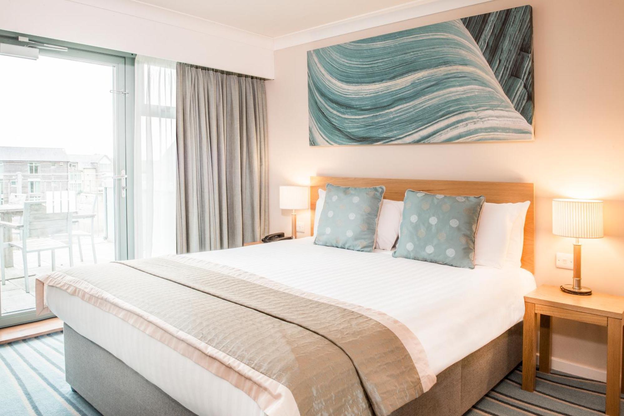 De Vere Cotswold Water Park Apartments Cirencester Exteriör bild